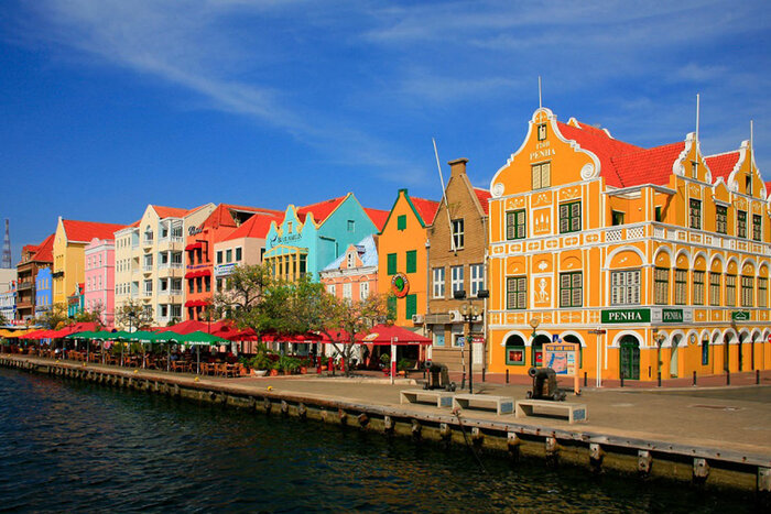 Promenade Willemstad (© Curacao Tourist Board)
